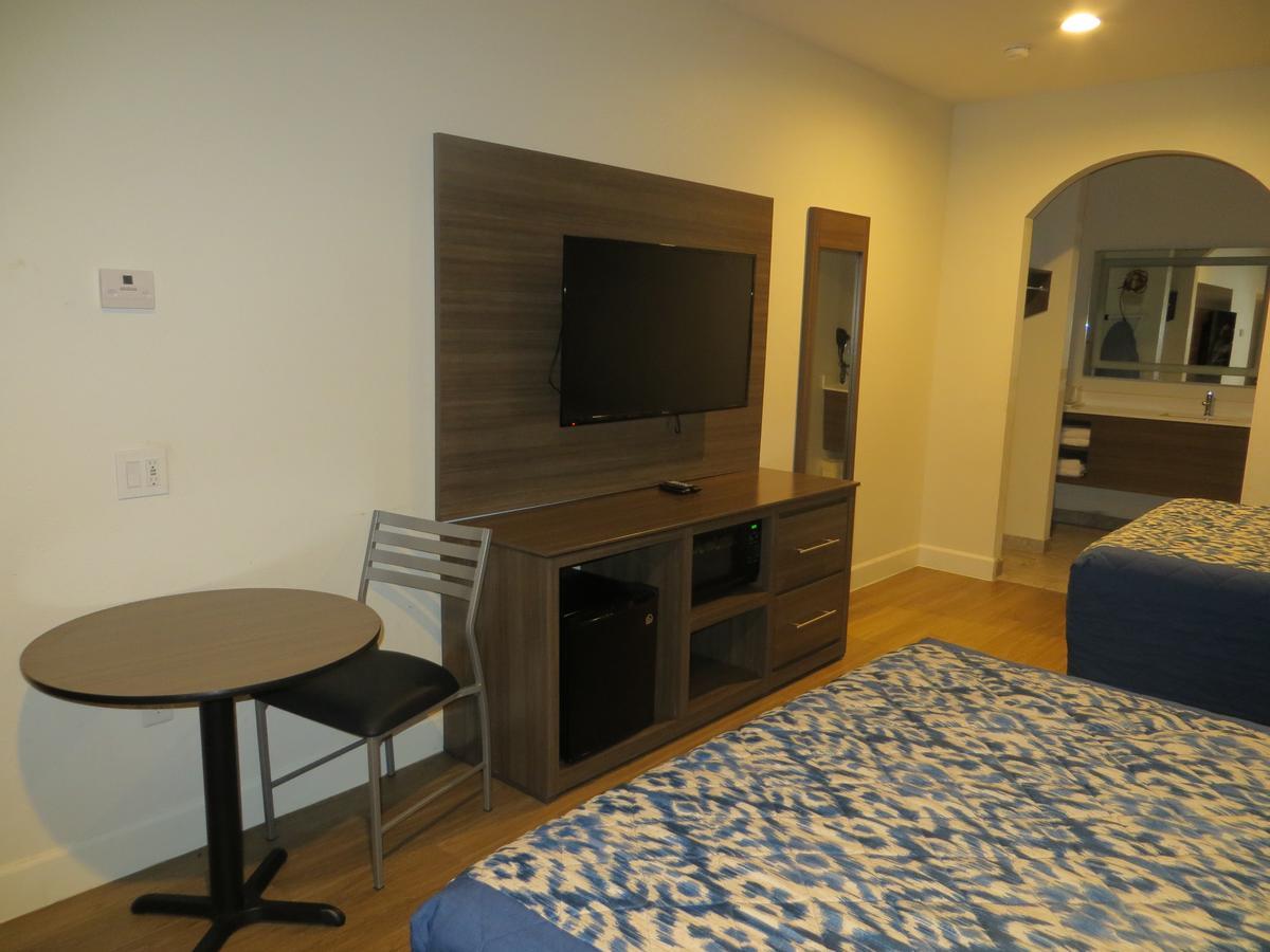 Palace Inn Richey Road Хьюстон Экстерьер фото